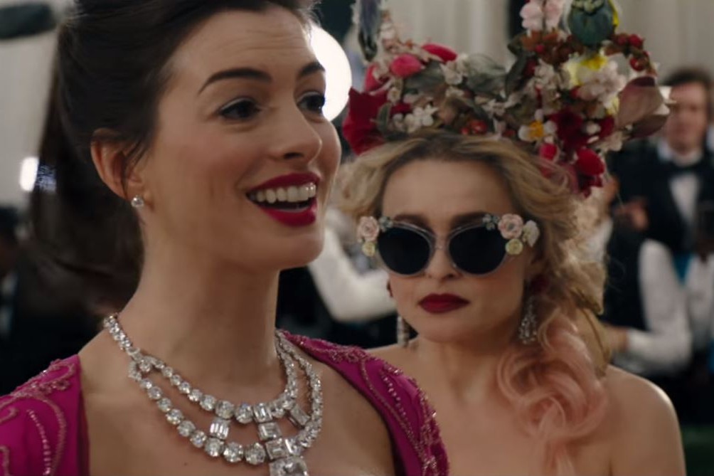 7791498459_anne-hathaway-et-helena-bonham-carter-dans-ocean-s-8