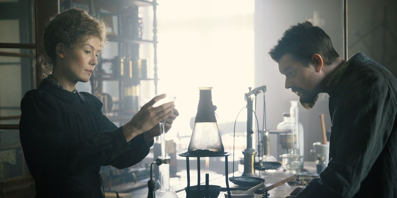 Rosamund-Pike-Radioactive-Movie