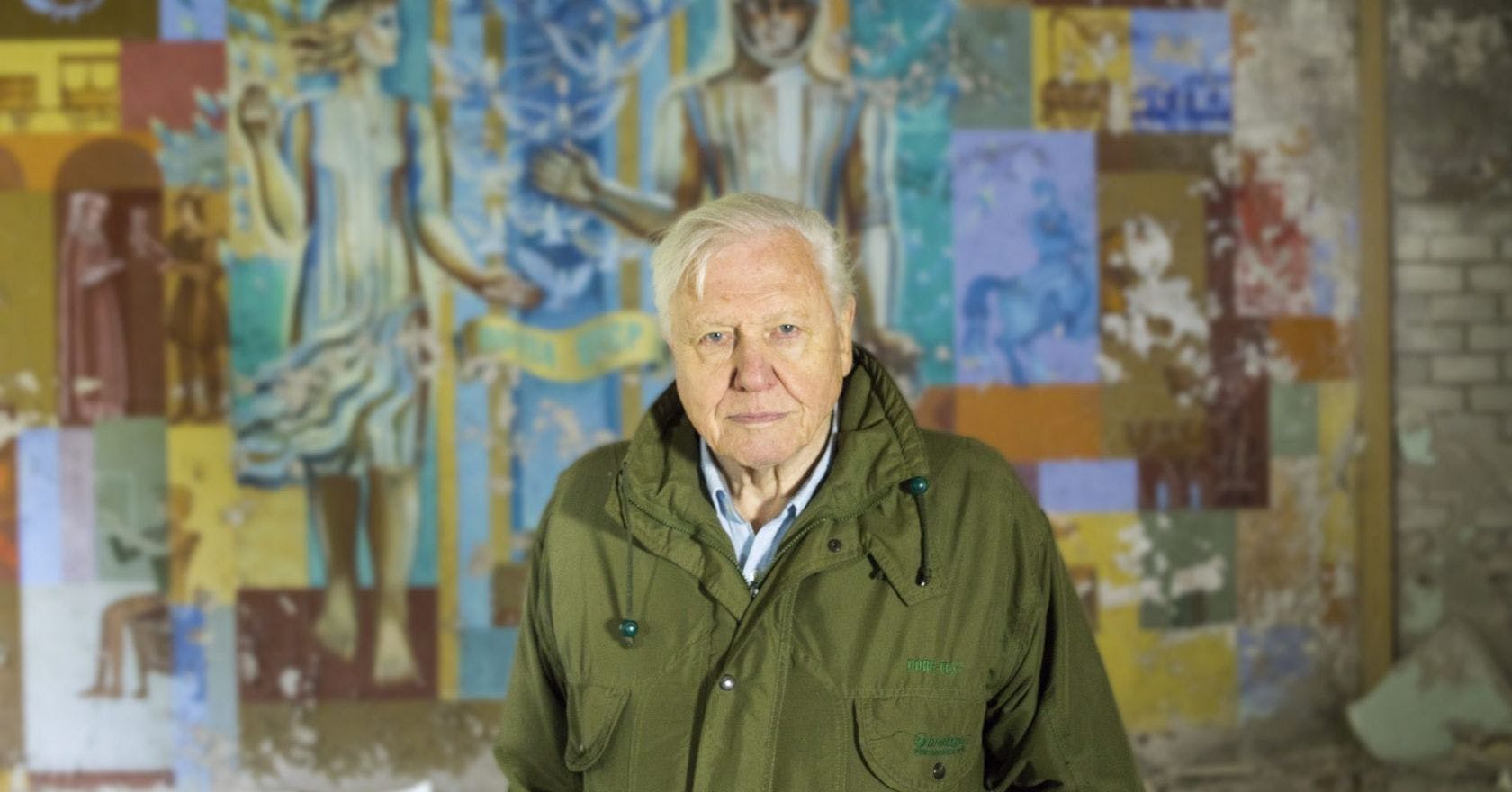 28-sir-david-attenborough-pictured-in-chernobyl-ukraine-while-filming-david-attenborough_-a-life-on-our-planet-1680x880