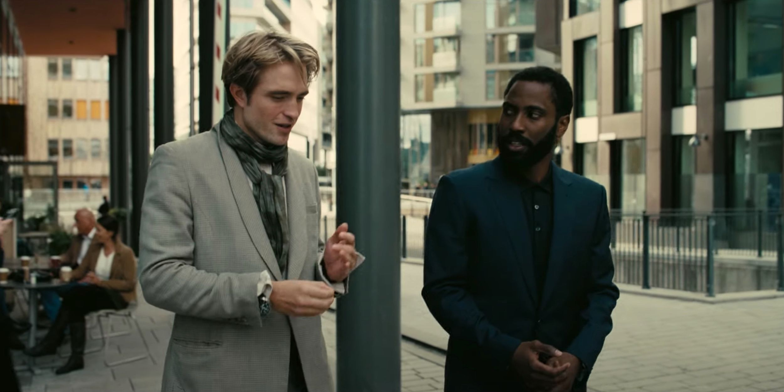 Robert-Pattinson-and-John-David-Washington-in-Tenet